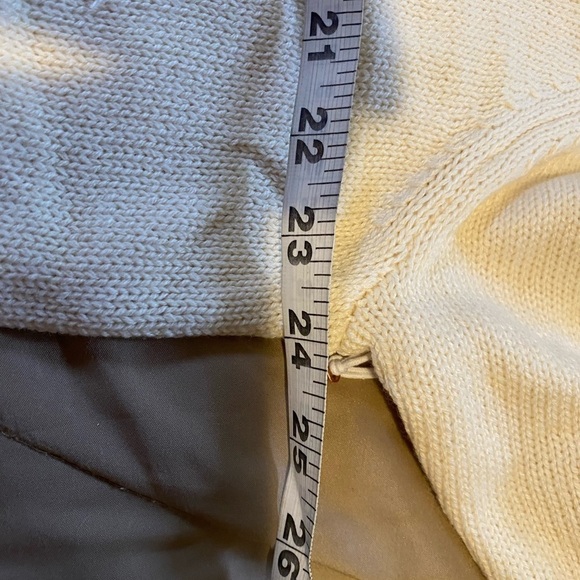 NWT - Women's LC Lauren Conrad Ruffle
Pointelle Cardigan, Size: XXL - Picture 9 of 10